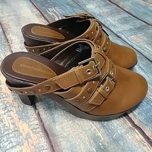 Cloudwalkers Tara Clogs 9W